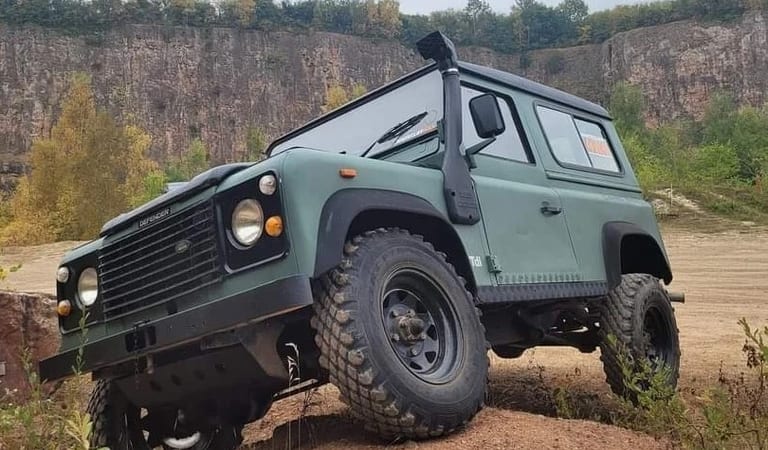 Defender 90