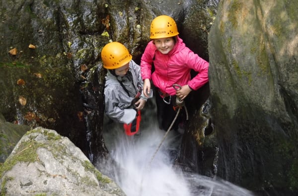 Gorge scrambling inspire2adventure